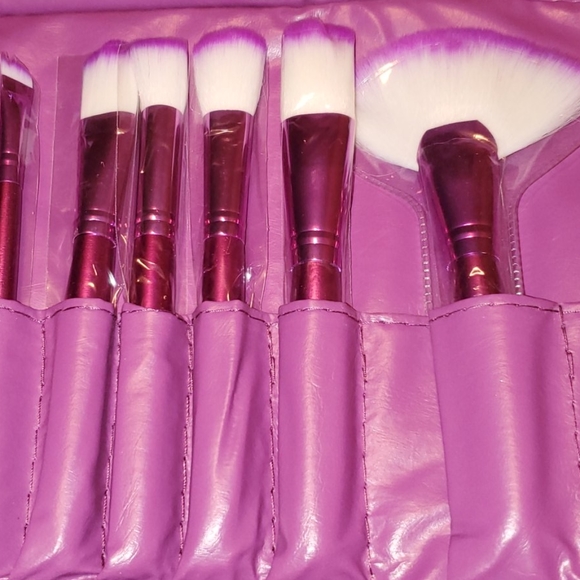 Makeup brush sets 22pc new with case - Picture 2 of 6